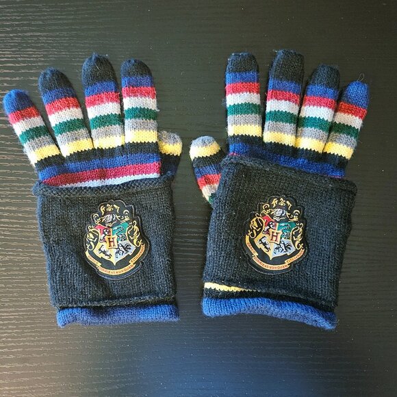 Harry potter gloves and fingerless hand warmers - Picture 5 of 6